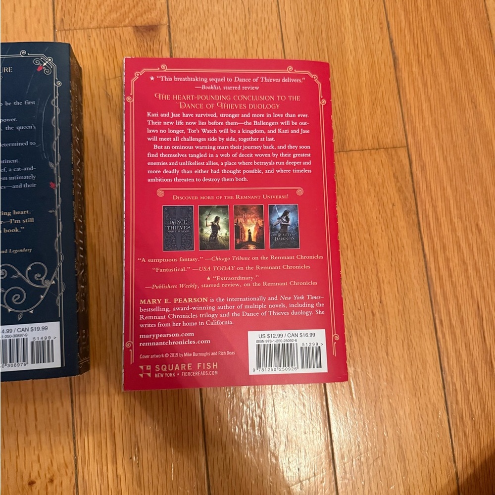 Dance of Thieves and Vow of Thieves Book Set - Picture 5 of 5
